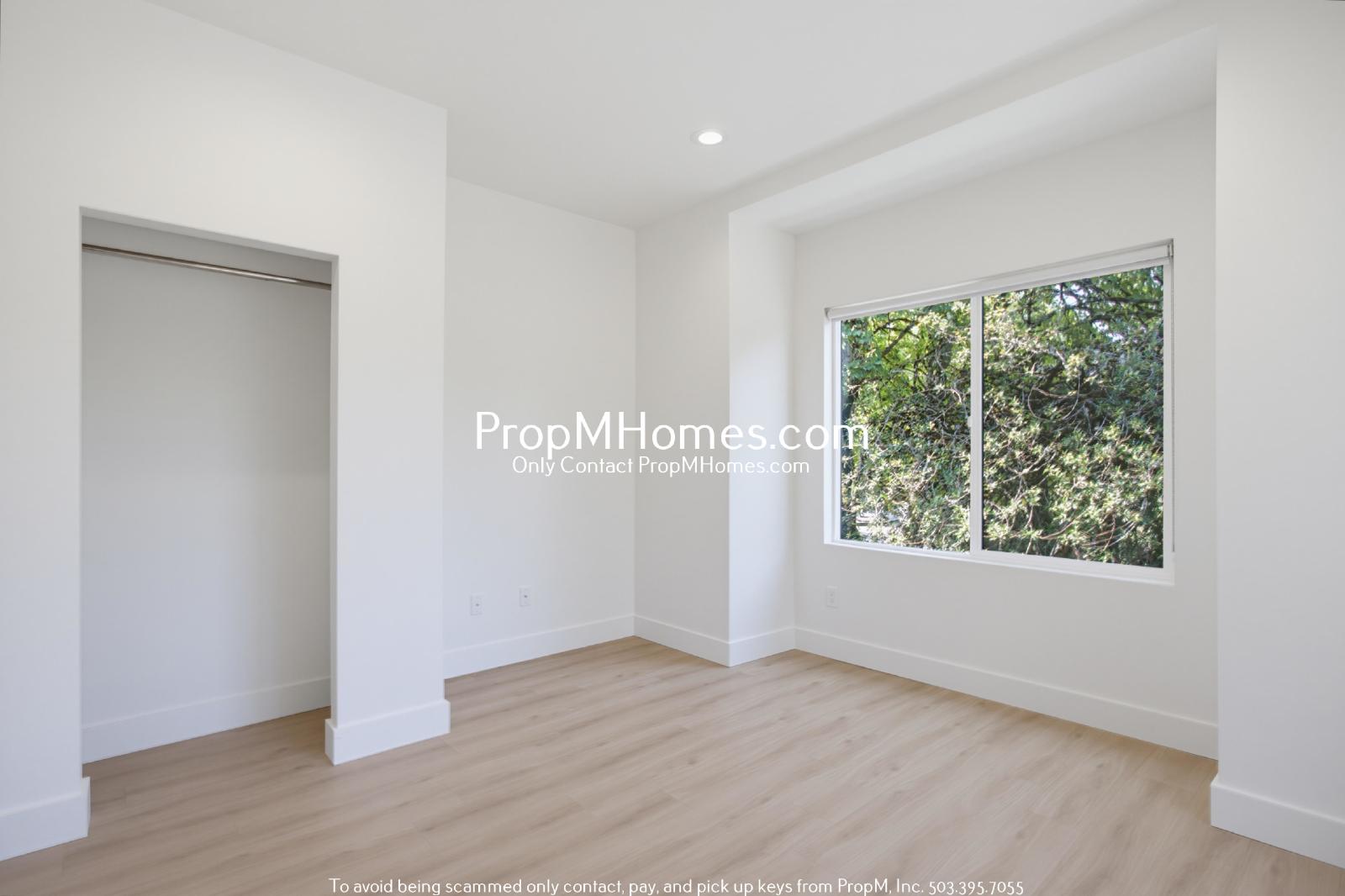 Updated Second Floor One Bedroom Unit! property image