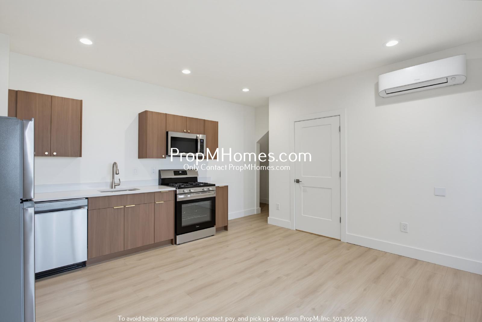 Updated Ground Floor One Bedroom Unit! property image