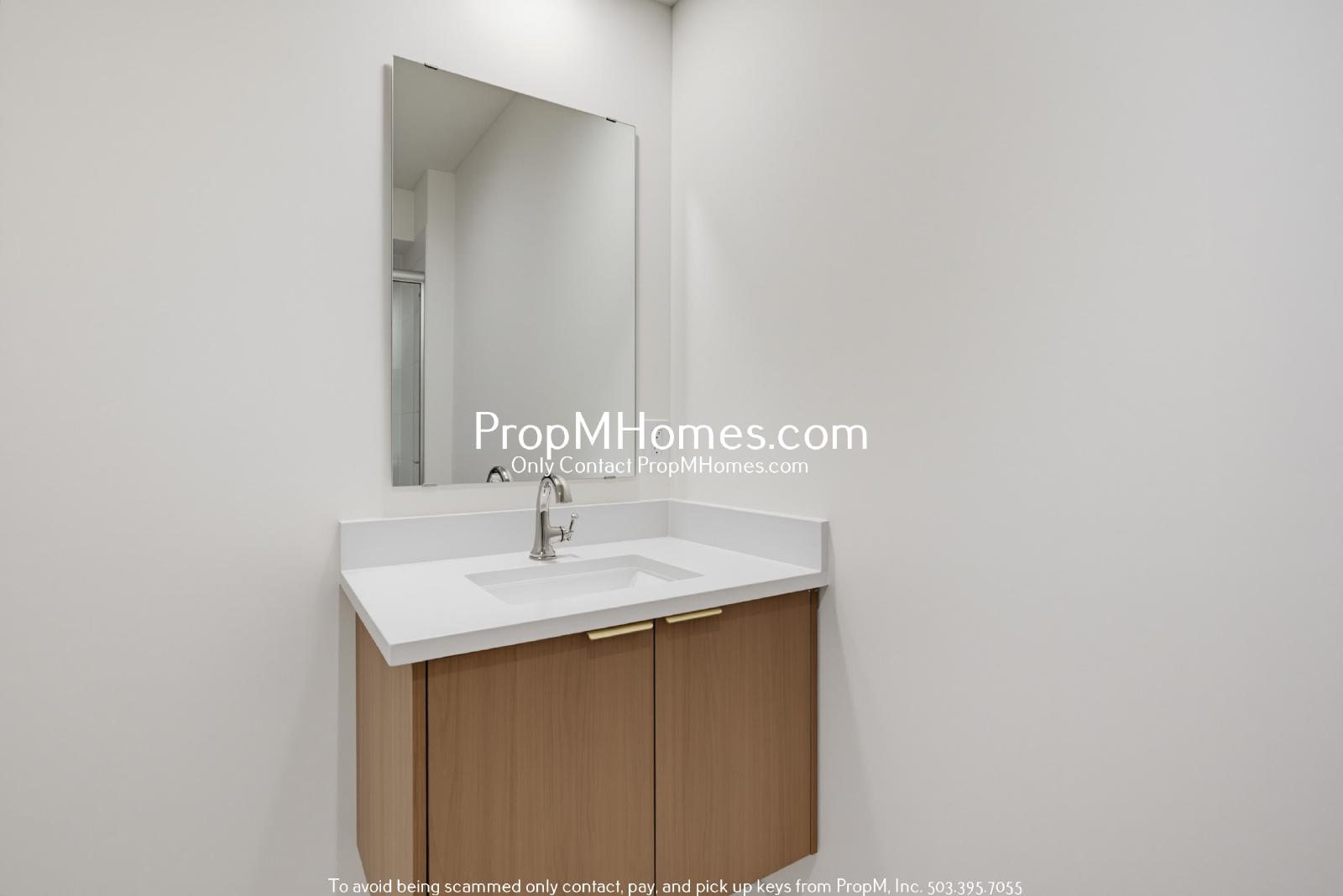 Updated Ground Floor One Bedroom Unit! property image