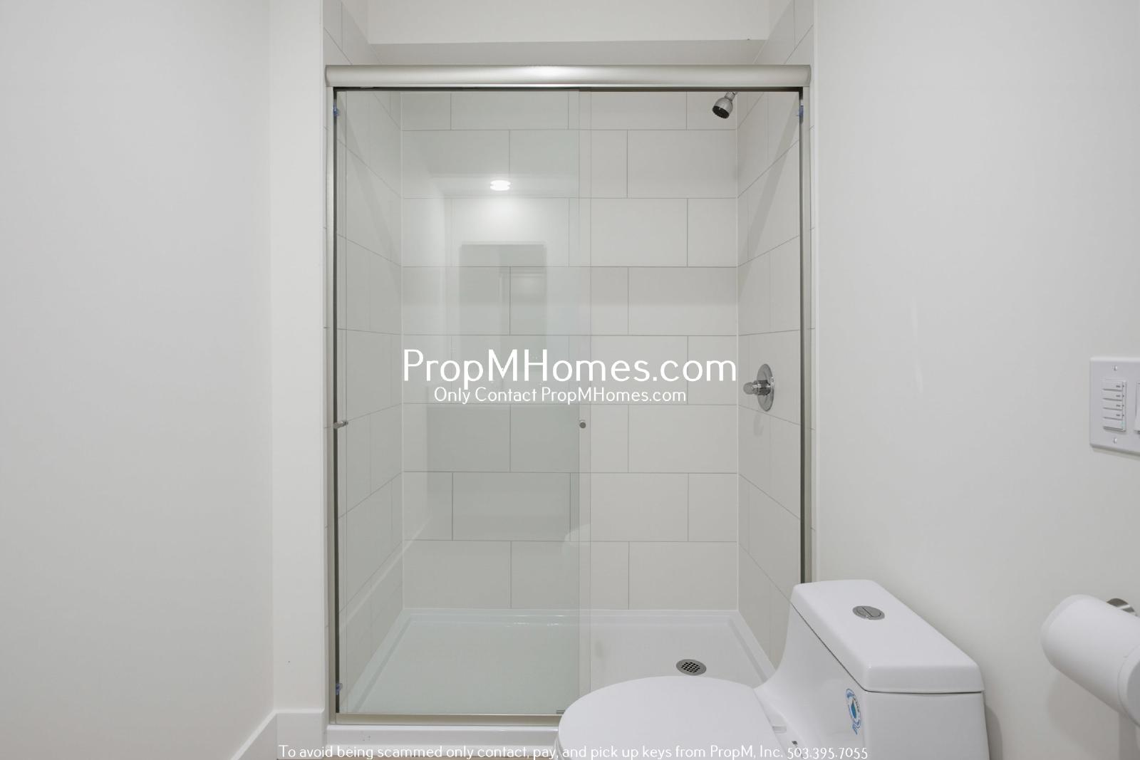 Updated Ground Floor One Bedroom Unit! property image