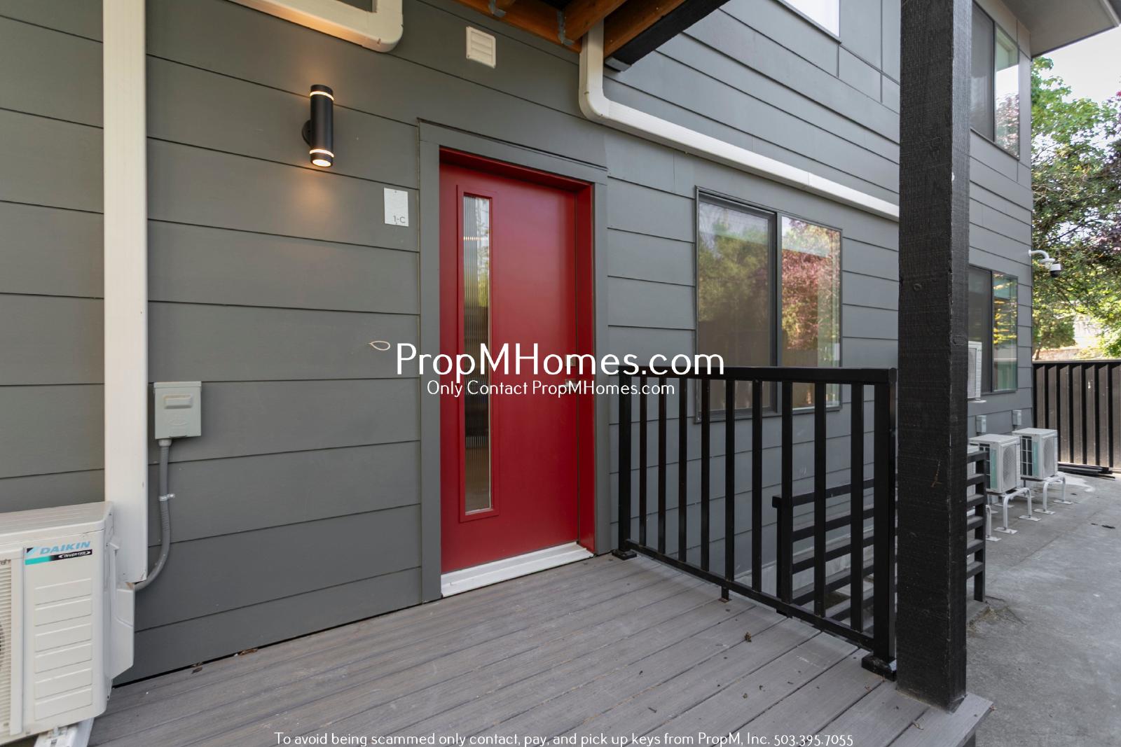 Updated Ground Floor One Bedroom Unit! property image