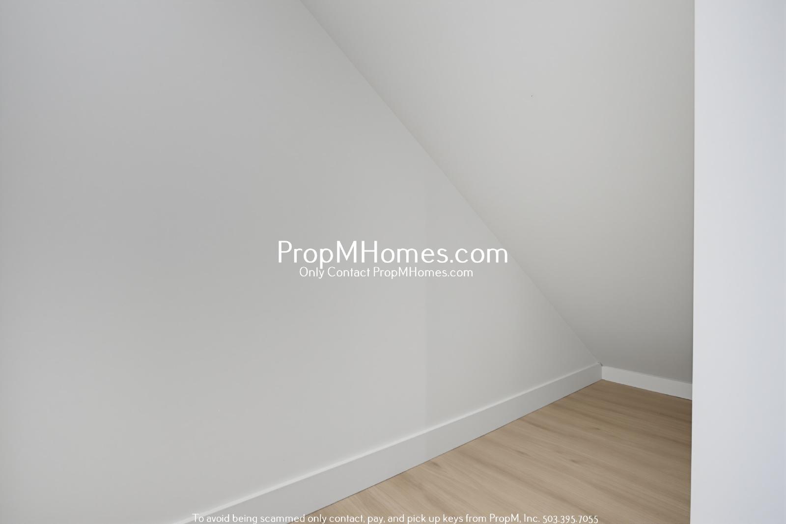 Updated Ground Floor One Bedroom Unit! property image
