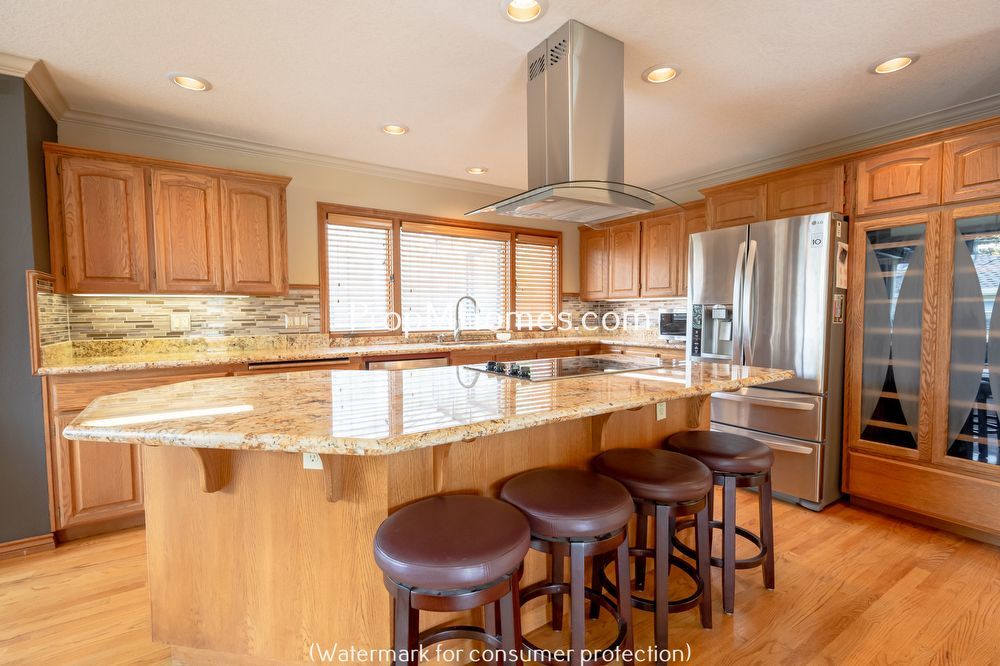 Discover Tranquil Living in Northwest Heights! property image