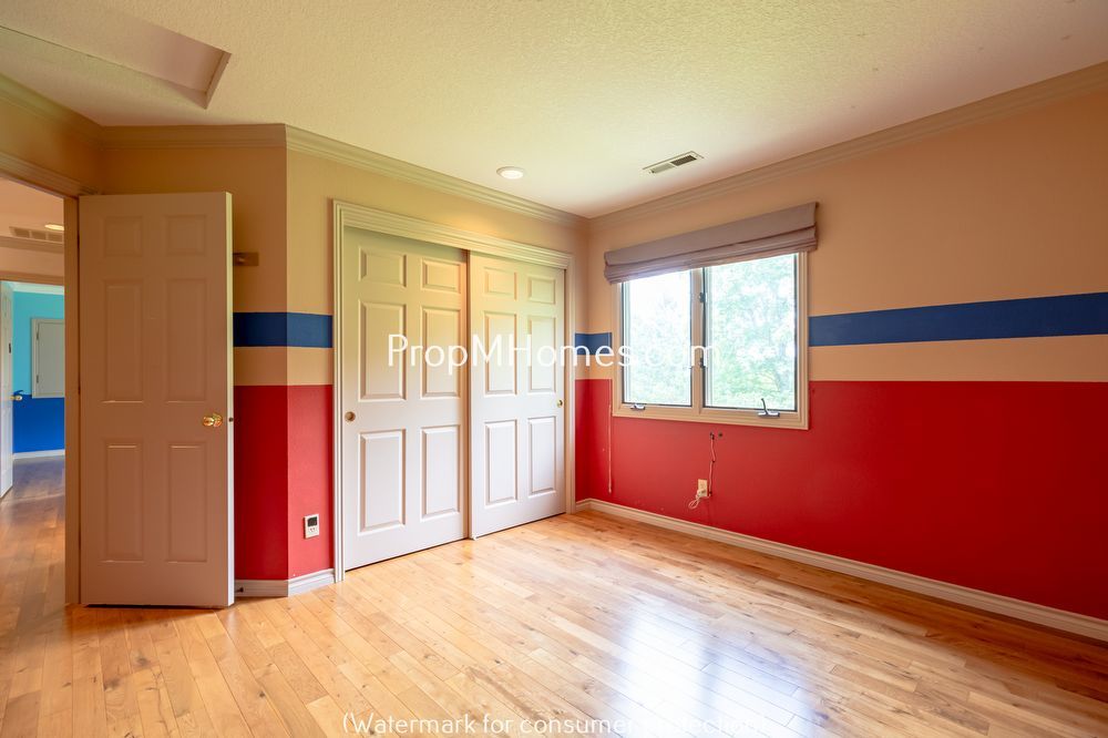 Discover Tranquil Living in Northwest Heights! property image