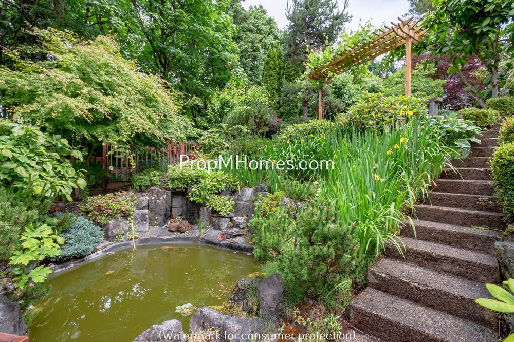 Discover Tranquil Living in Northwest Heights! property image