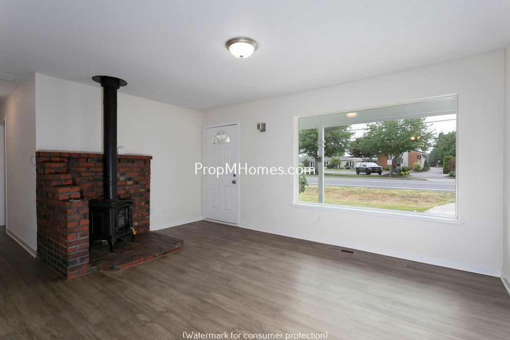 Beautiful Beaverton Ranch-Style Three Bedroom Home! property image