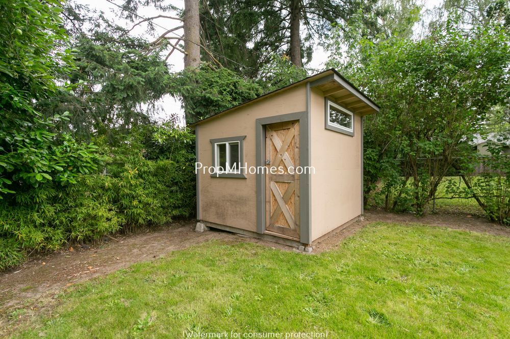 Beautiful Beaverton Ranch-Style Three Bedroom Home! property image