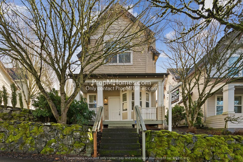 Beautiful NW Portland Craftsman Style Three Bedroom Detached Condo! property image