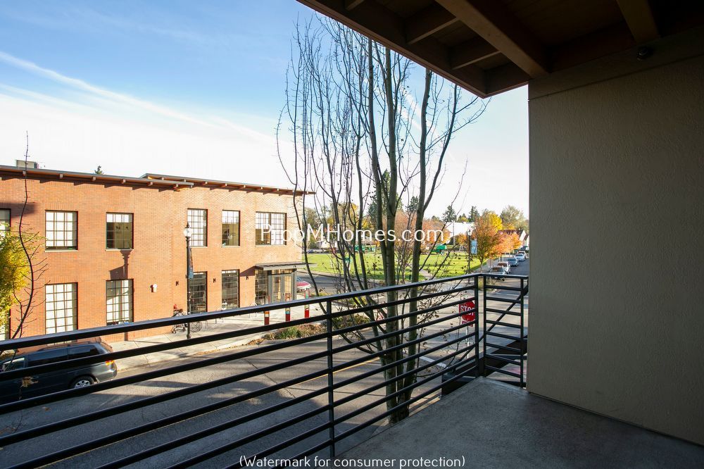 Light Filled One Bedroom Condo In Gresham! property image