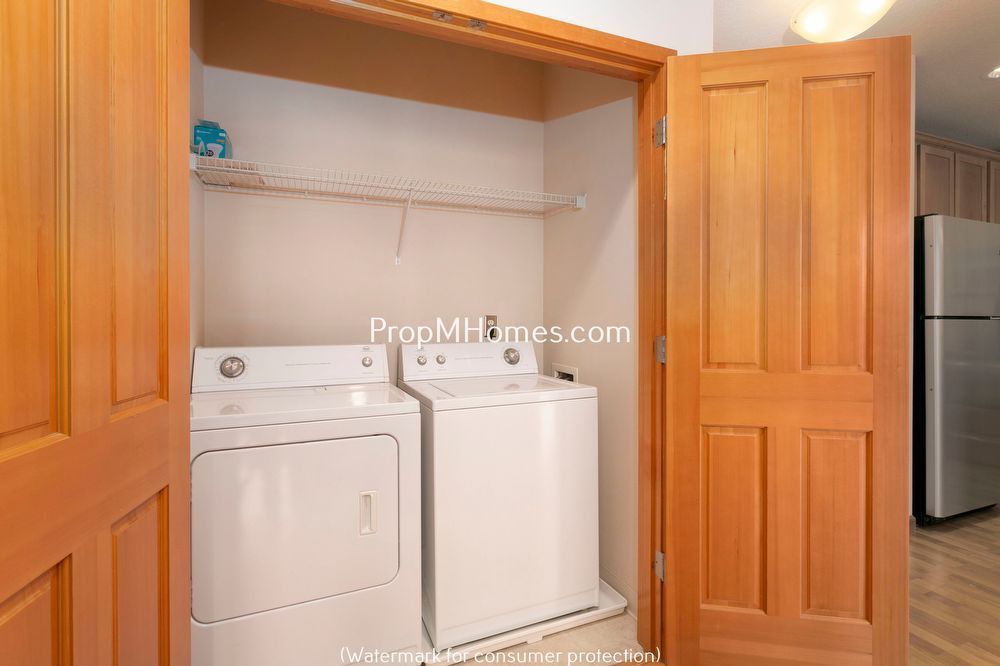 Light Filled One Bedroom Condo In Gresham! property image
