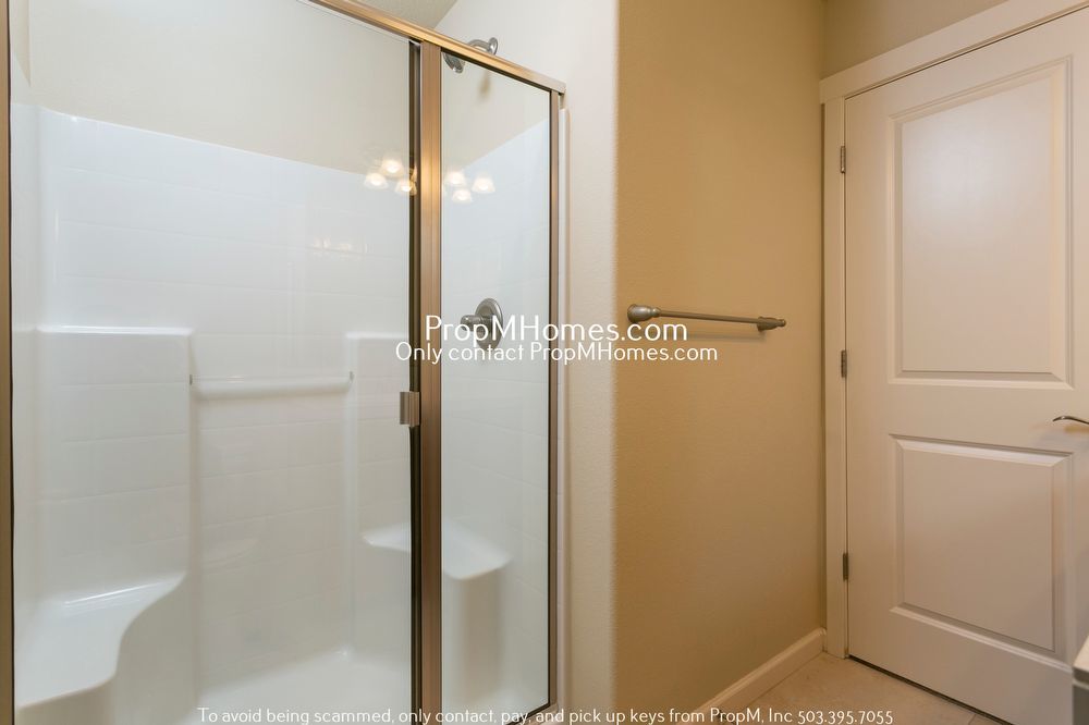 Gorgeous Two Bedroom Townhome In Sherwood! property image