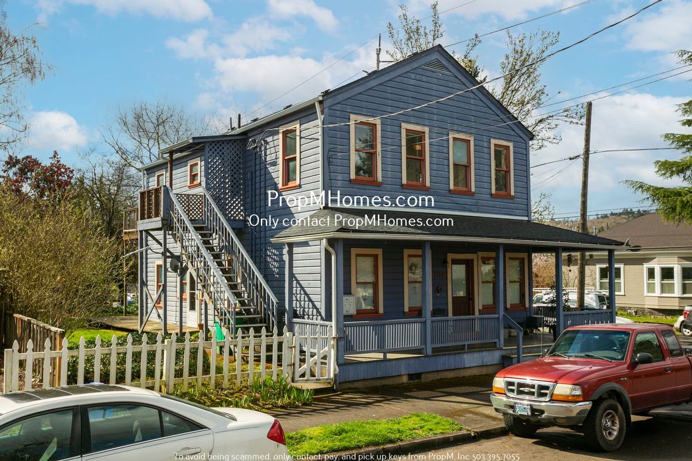 Cozy and Bright Three Bedroom in Sellwood! property image
