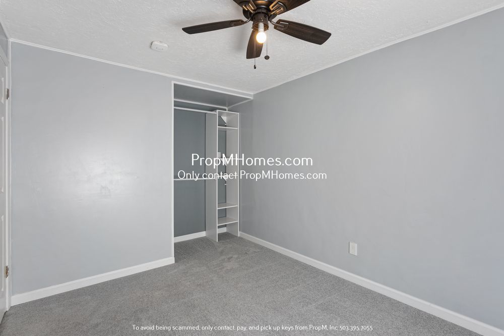 Charming Oregon City Home on 1/2 Acre - Fully Fenced Yard! property image