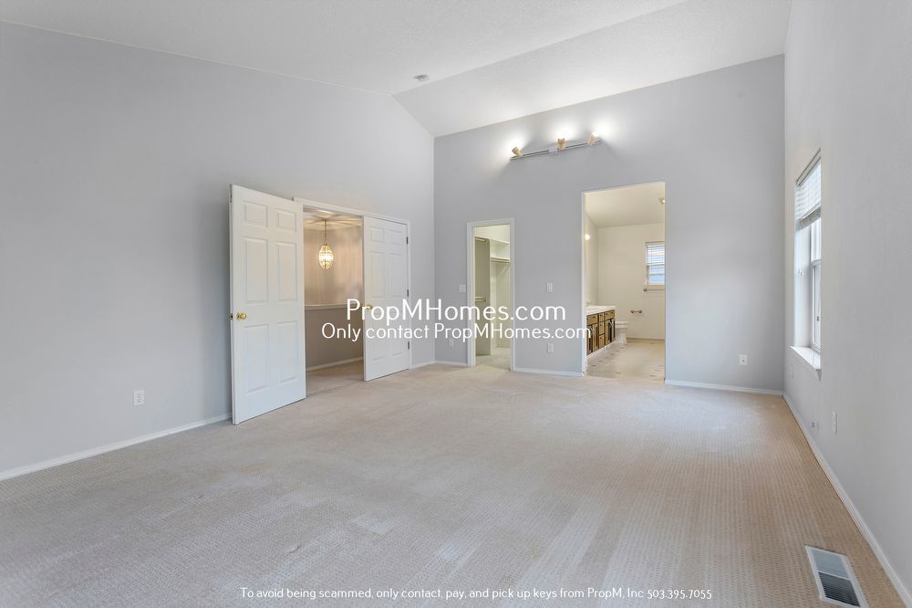 Spacious Five Bedroom Home in Progress Ridge! property image