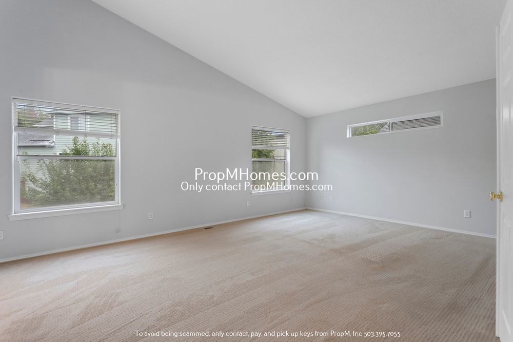 Spacious Five Bedroom Home in Progress Ridge! property image