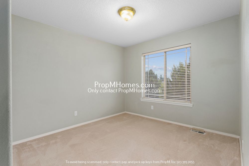 Spacious Five Bedroom Home in Progress Ridge! property image