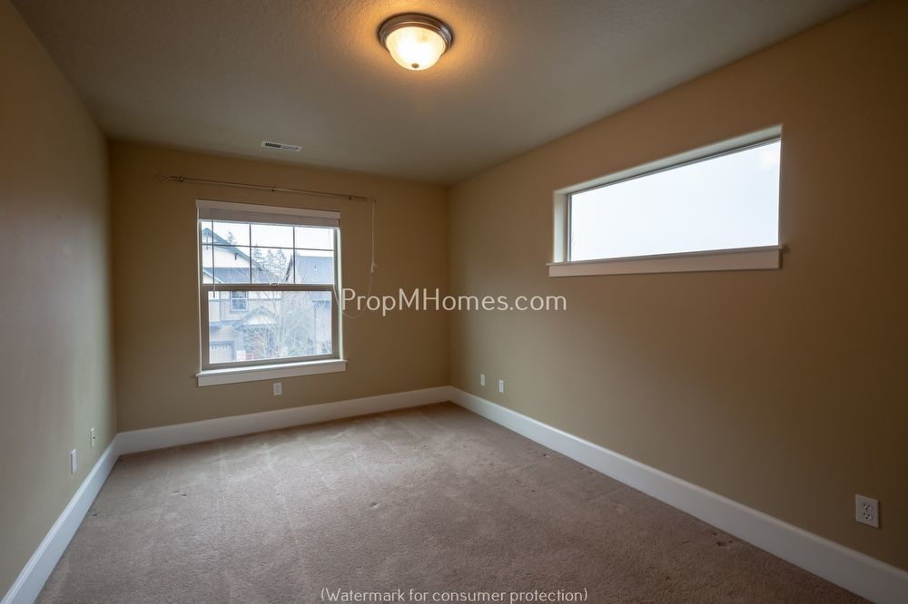 Beautiful Open Concept Three Bedroom Home In Bethany! property image